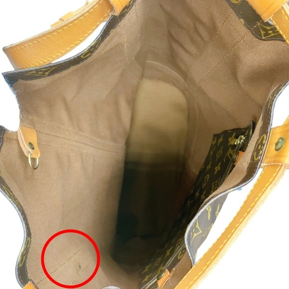 LOUIS VUITTON Brown Monogram Shoulder Bag - Picture 16 of 16